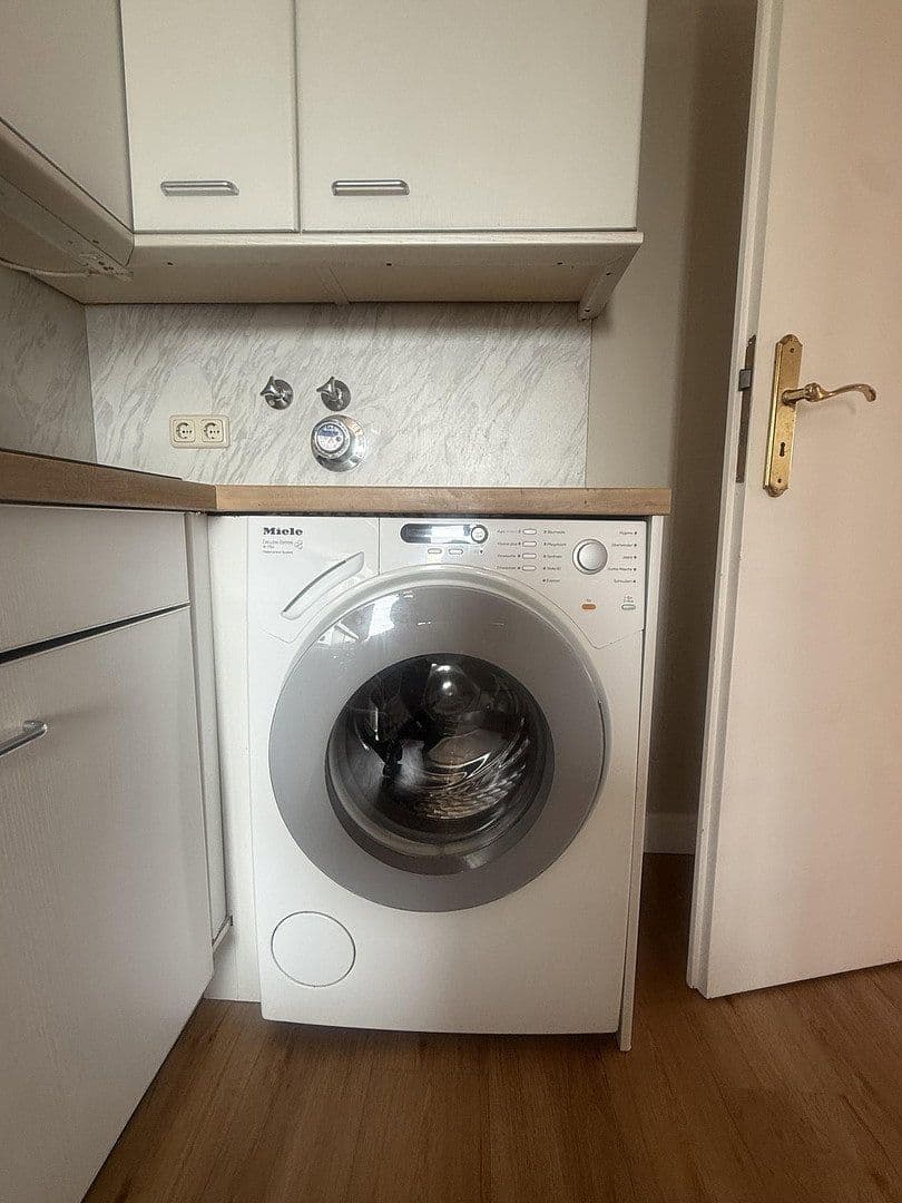 3 bedroom flat for sale, 86 m², Augsburg, Bavaria 3 bedroom flat for sale, 86 m², Augsburg, Bavaria