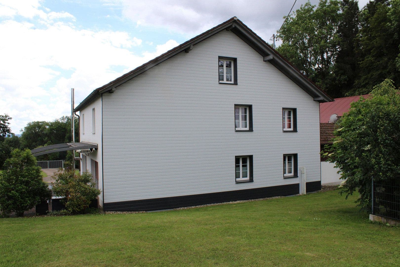 house for sale, 270 m², Stühlingen, Baden-Württemberg house for sale, 270 m², Stühlingen, Baden-Württemberg