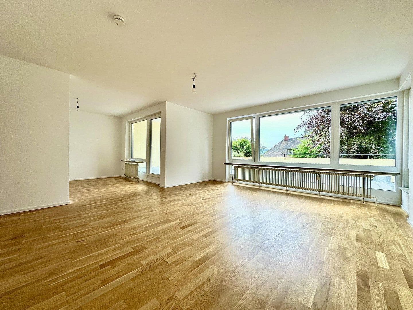 2 bedroom with open-plan kitchen flat to rent, 115 m², Göppingen, Baden-Württemberg 2 bedroom with open-plan kitchen flat to rent, 115 m², Göppingen, Baden-Württemberg