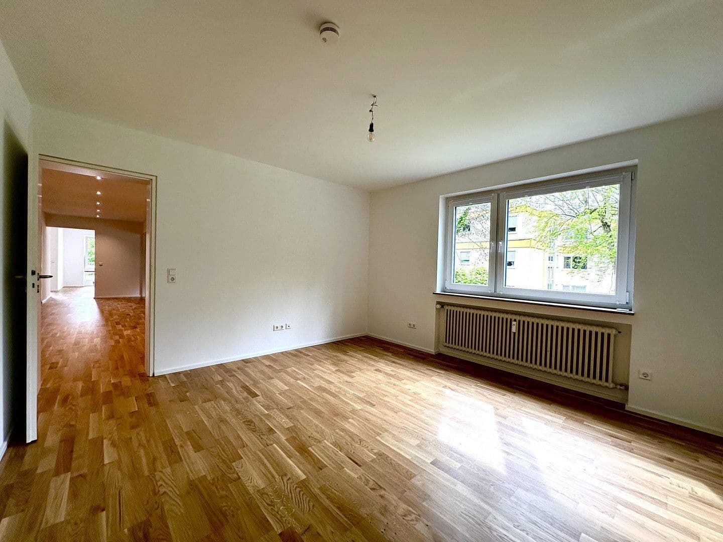 2 bedroom with open-plan kitchen flat to rent, 115 m², Göppingen, Baden-Württemberg 2 bedroom with open-plan kitchen flat to rent, 115 m², Göppingen, Baden-Württemberg