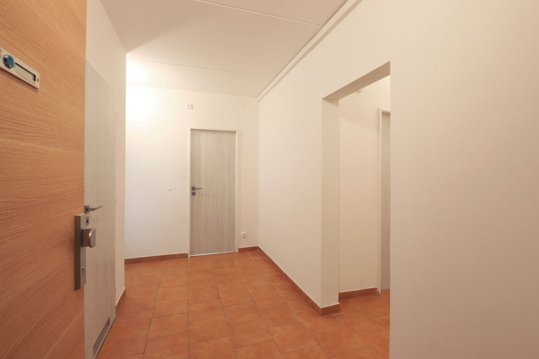 2 bedroom with open-plan kitchen flat to rent, 64 m², Malotická, Prague, Prague 2 bedroom with open-plan kitchen flat to rent, 64 m², Malotická, Prague, Prague