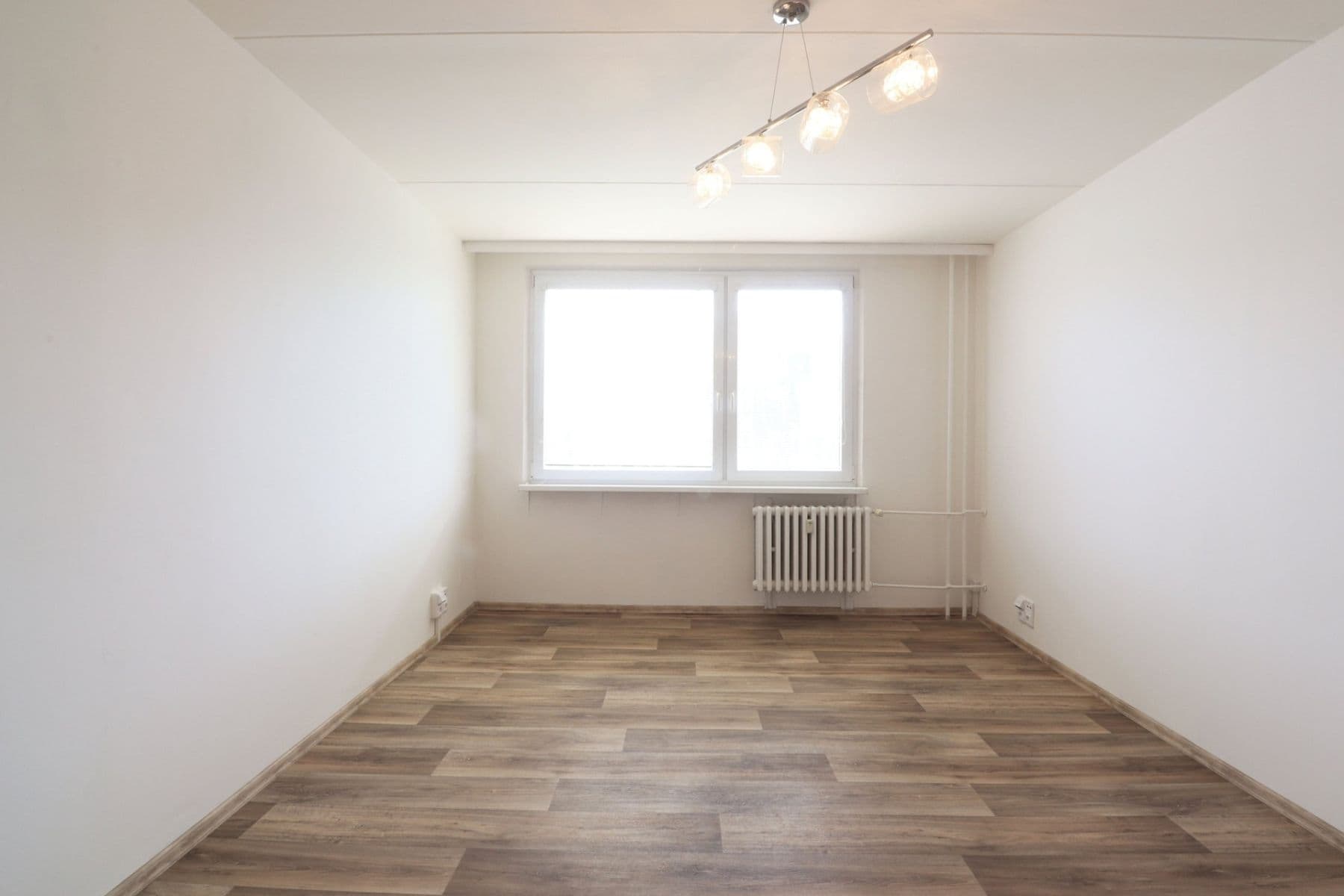 2 bedroom with open-plan kitchen flat to rent, 64 m², Malotická, Prague, Prague 2 bedroom with open-plan kitchen flat to rent, 64 m², Malotická, Prague, Prague