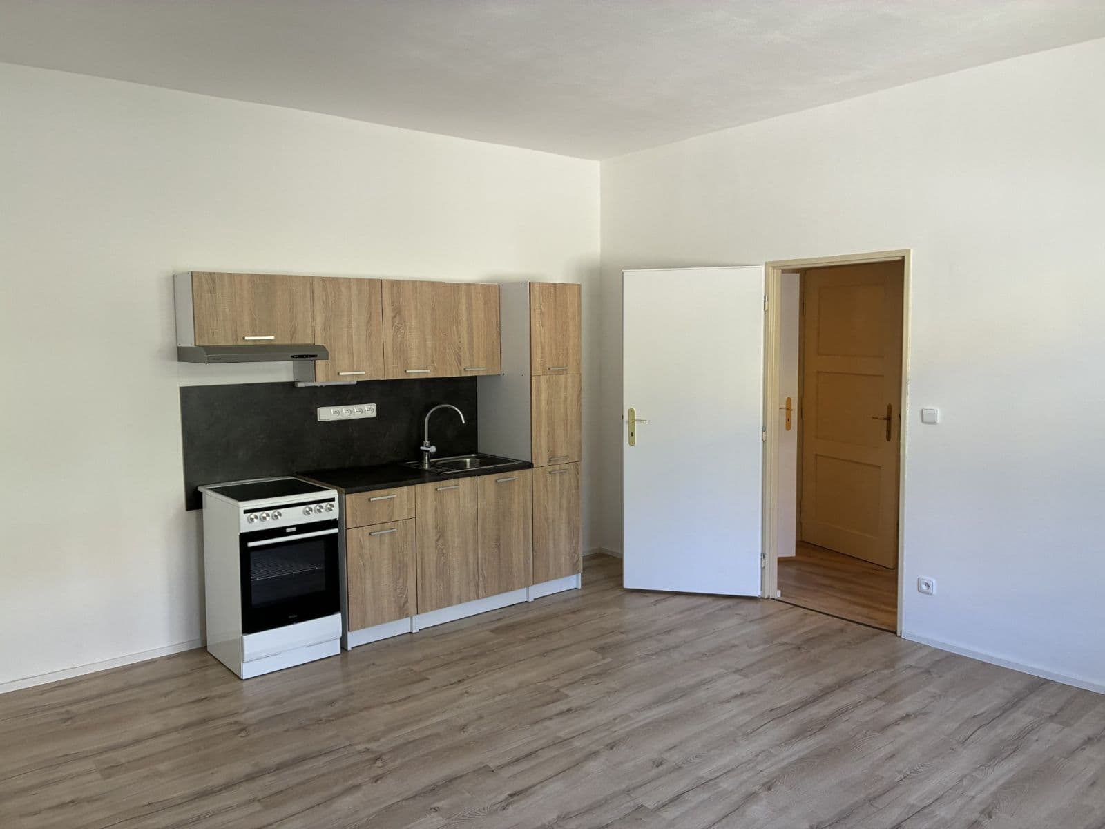 1 bedroom with open-plan kitchen flat to rent, 44 m², Postupice, Středočeský Region 1 bedroom with open-plan kitchen flat to rent, 44 m², Postupice, Středočeský Region