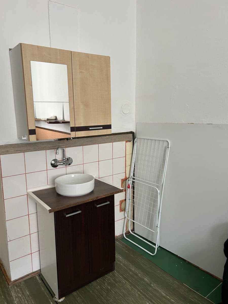 flat to rent, 16 m², Novákových, Prague, Prague flat to rent, 16 m², Novákových, Prague, Prague