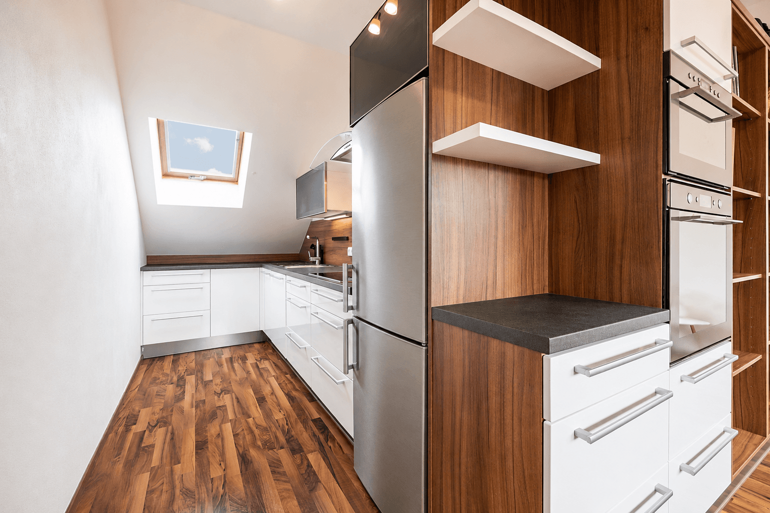 2 bedroom with open-plan kitchen flat to rent, 62 m², Kestřanská, Prague, Prague 2 bedroom with open-plan kitchen flat to rent, 62 m², Kestřanská, Prague, Prague