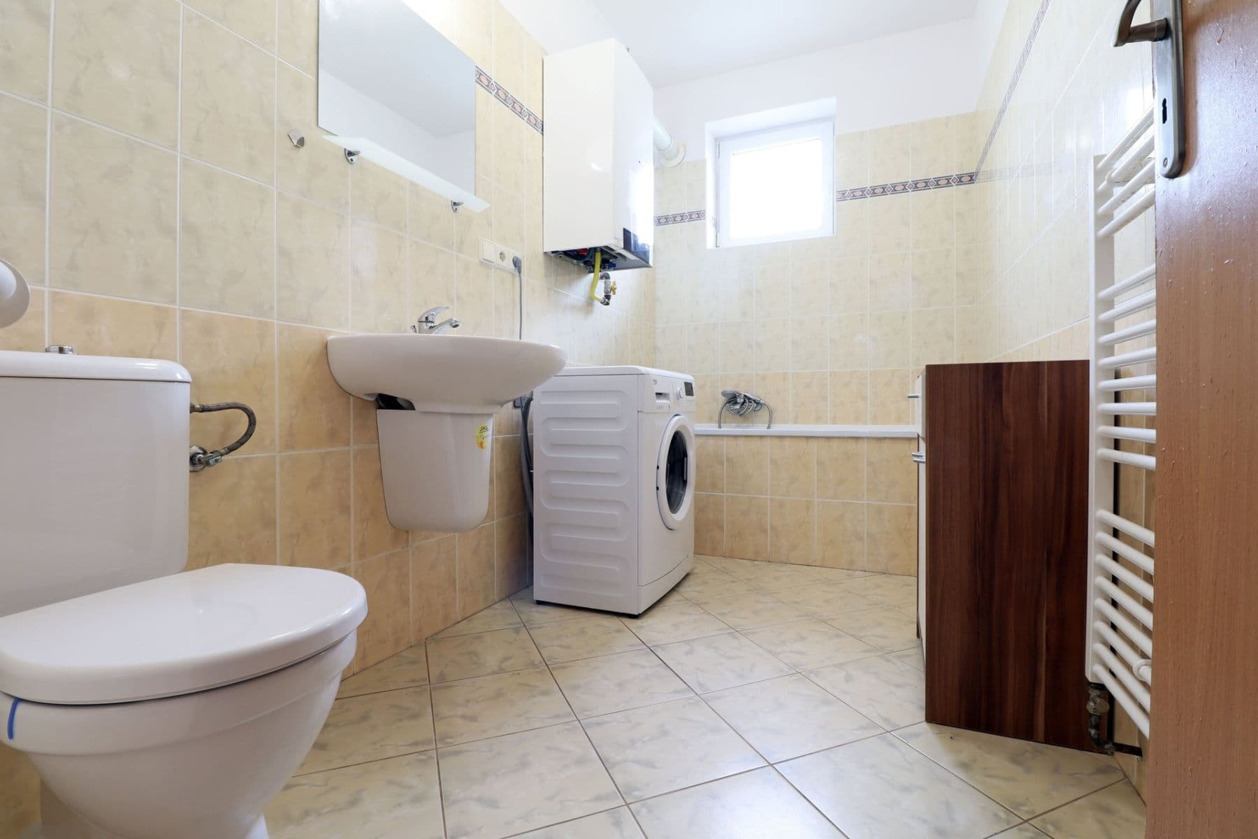 1 bedroom with open-plan kitchen flat to rent, 54 m², Revoluční, Šestajovice, Středočeský Region 1 bedroom with open-plan kitchen flat to rent, 54 m², Revoluční, Šestajovice, Středočeský Region