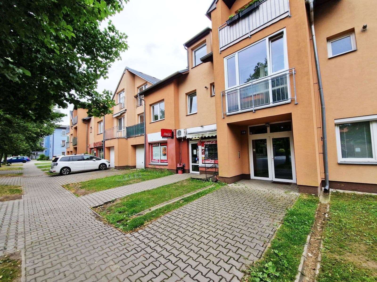1 bedroom with open-plan kitchen flat to rent, 54 m², Revoluční, Šestajovice, Středočeský Region 1 bedroom with open-plan kitchen flat to rent, 54 m², Revoluční, Šestajovice, Středočeský Region