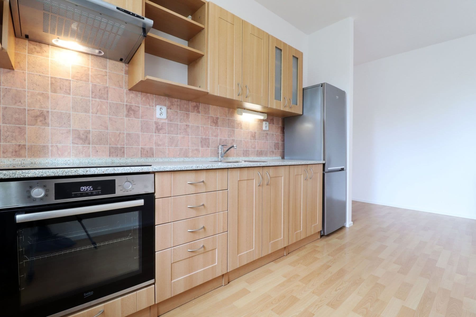 1 bedroom with open-plan kitchen flat to rent, 54 m², Revoluční, Šestajovice, Středočeský Region 1 bedroom with open-plan kitchen flat to rent, 54 m², Revoluční, Šestajovice, Středočeský Region
