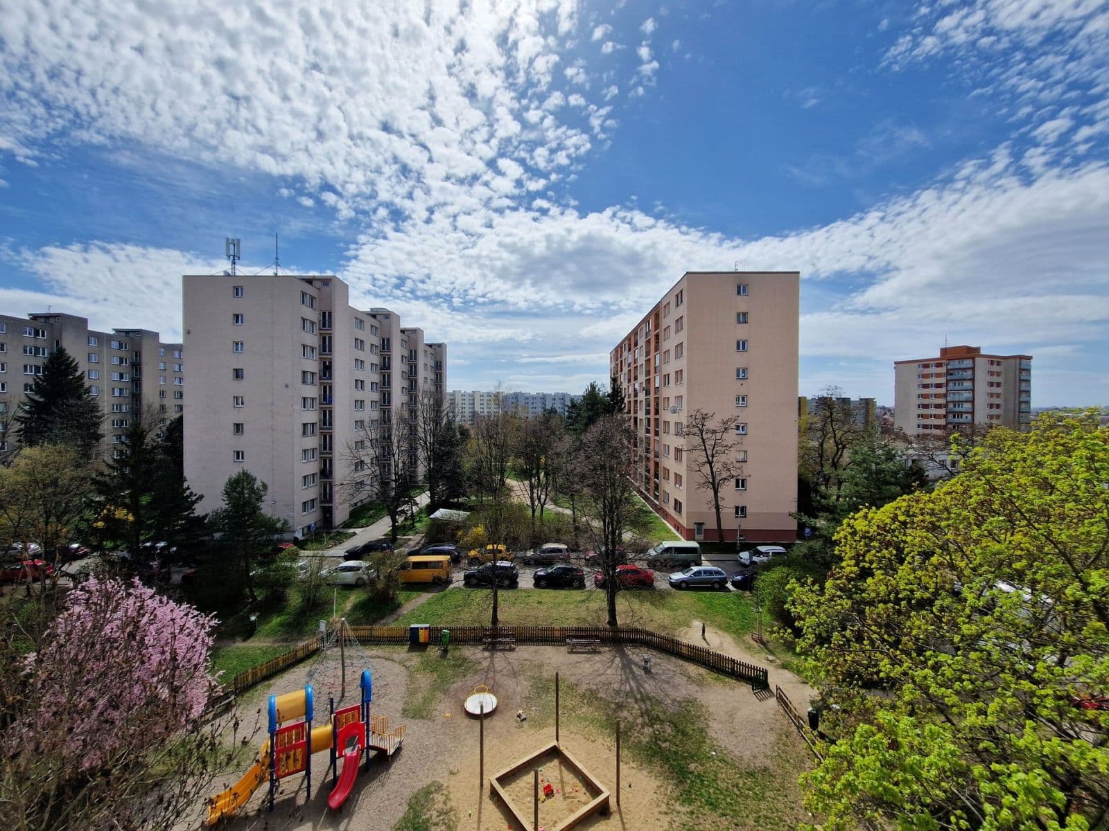 2 bedroom with open-plan kitchen flat to rent, 70 m², Na Chodovci, Prague, Prague 2 bedroom with open-plan kitchen flat to rent, 70 m², Na Chodovci, Prague, Prague