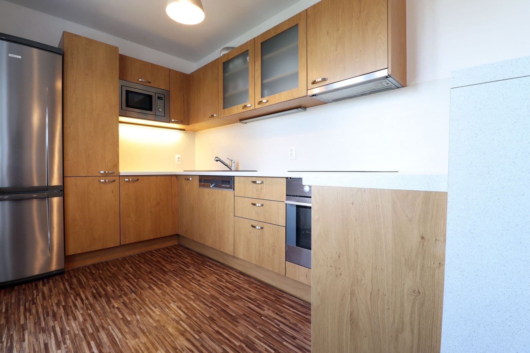 2 bedroom with open-plan kitchen flat to rent, 70 m², Na Chodovci, Prague, Prague 2 bedroom with open-plan kitchen flat to rent, 70 m², Na Chodovci, Prague, Prague