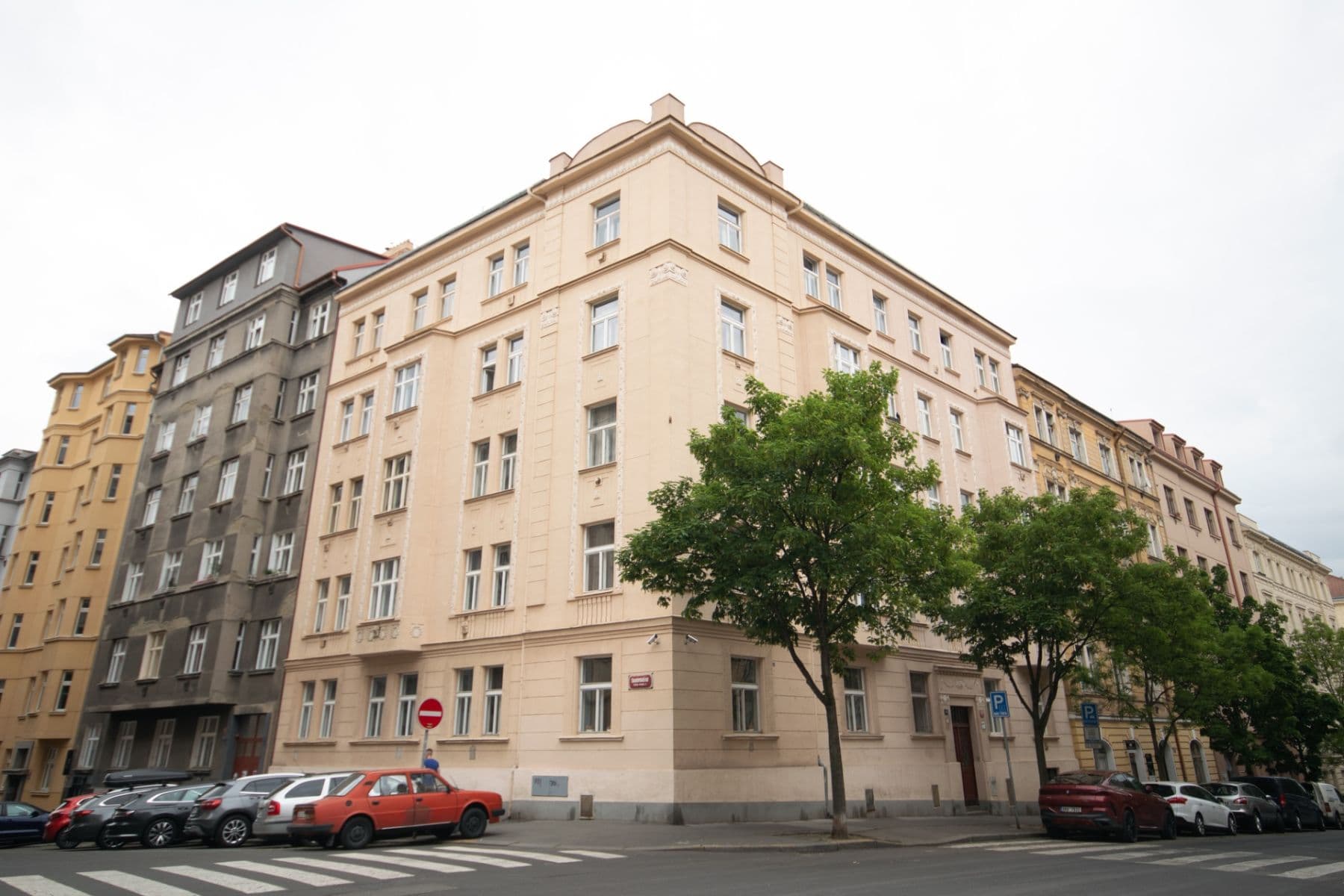 1 bedroom with open-plan kitchen flat to rent, 64 m², Kubelíkova, Prague, Prague 1 bedroom with open-plan kitchen flat to rent, 64 m², Kubelíkova, Prague, Prague