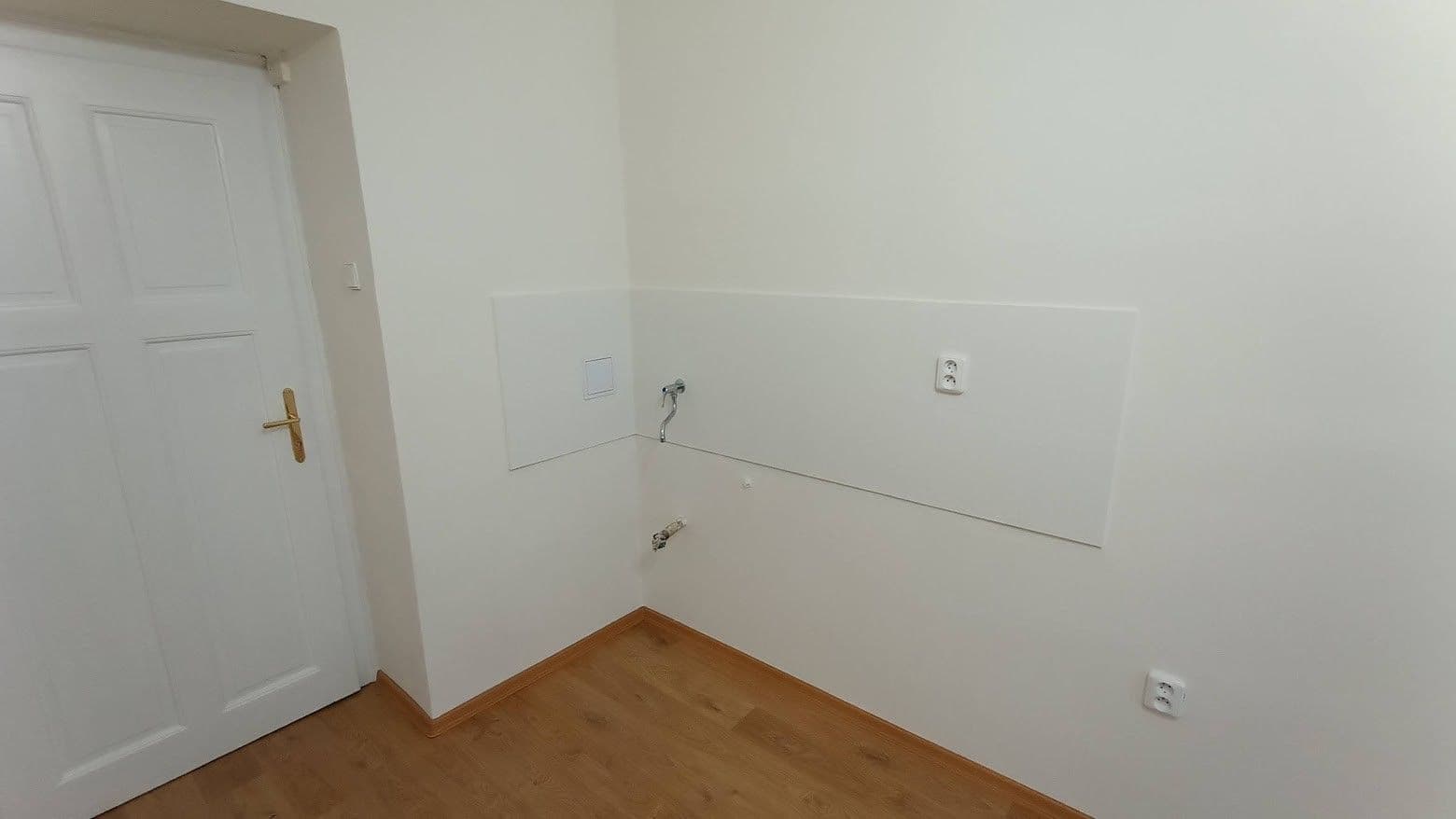 Studio flat to rent, 15 m², Rostovská, Prague, Prague Studio flat to rent, 15 m², Rostovská, Prague, Prague