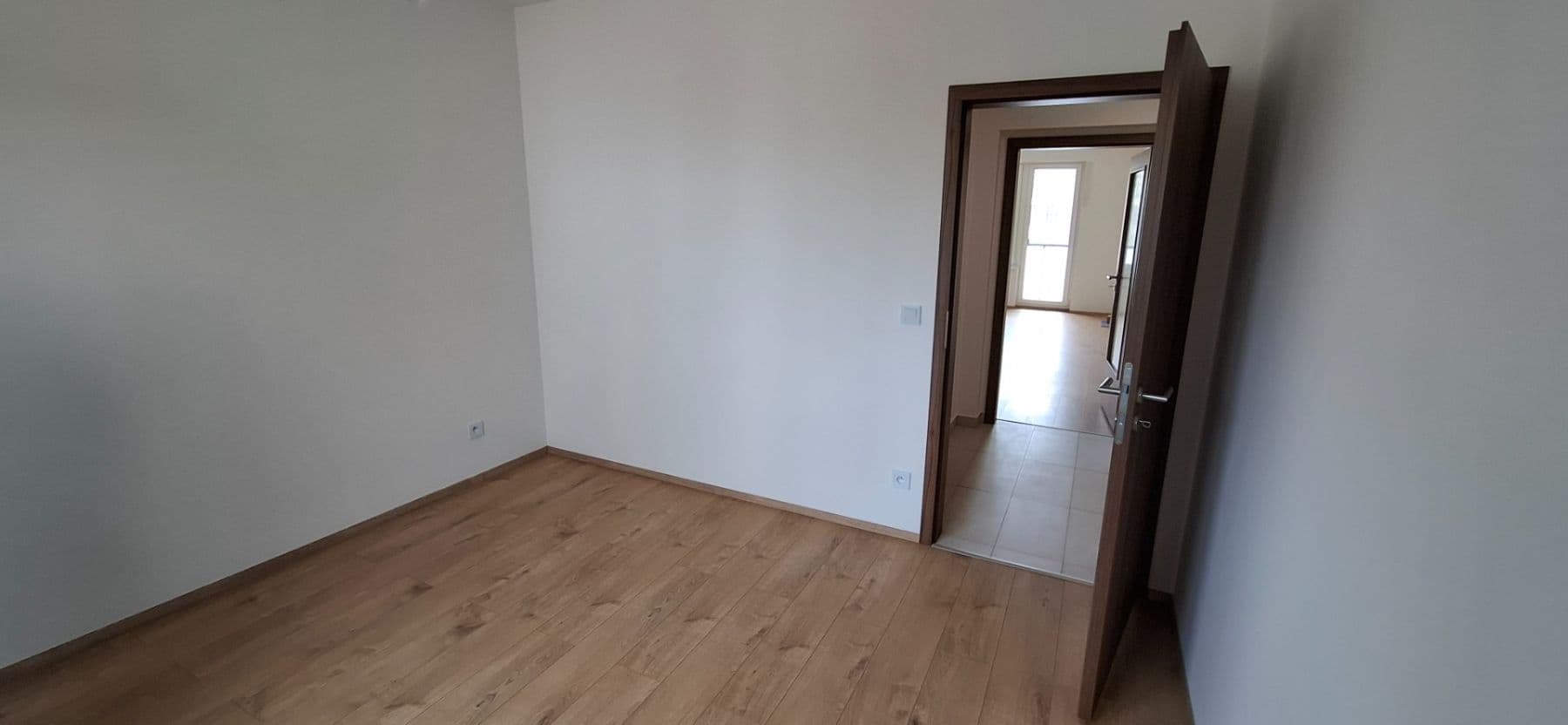 2 bedroom with open-plan kitchen flat to rent, 67 m², Arnošta Staňka, Prague, Prague 2 bedroom with open-plan kitchen flat to rent, 67 m², Arnošta Staňka, Prague, Prague