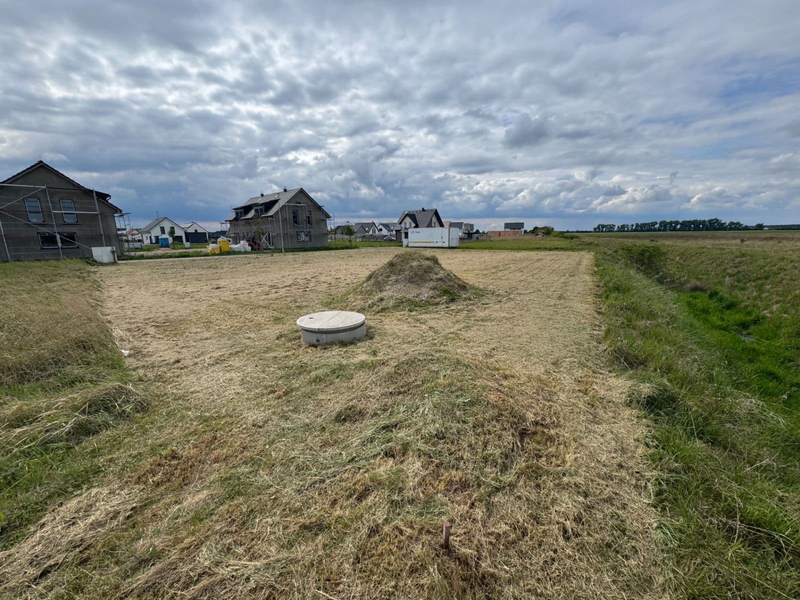 plot for sale, 817 m², Choťánky, Středočeský Region plot for sale, 817 m², Choťánky, Středočeský Region