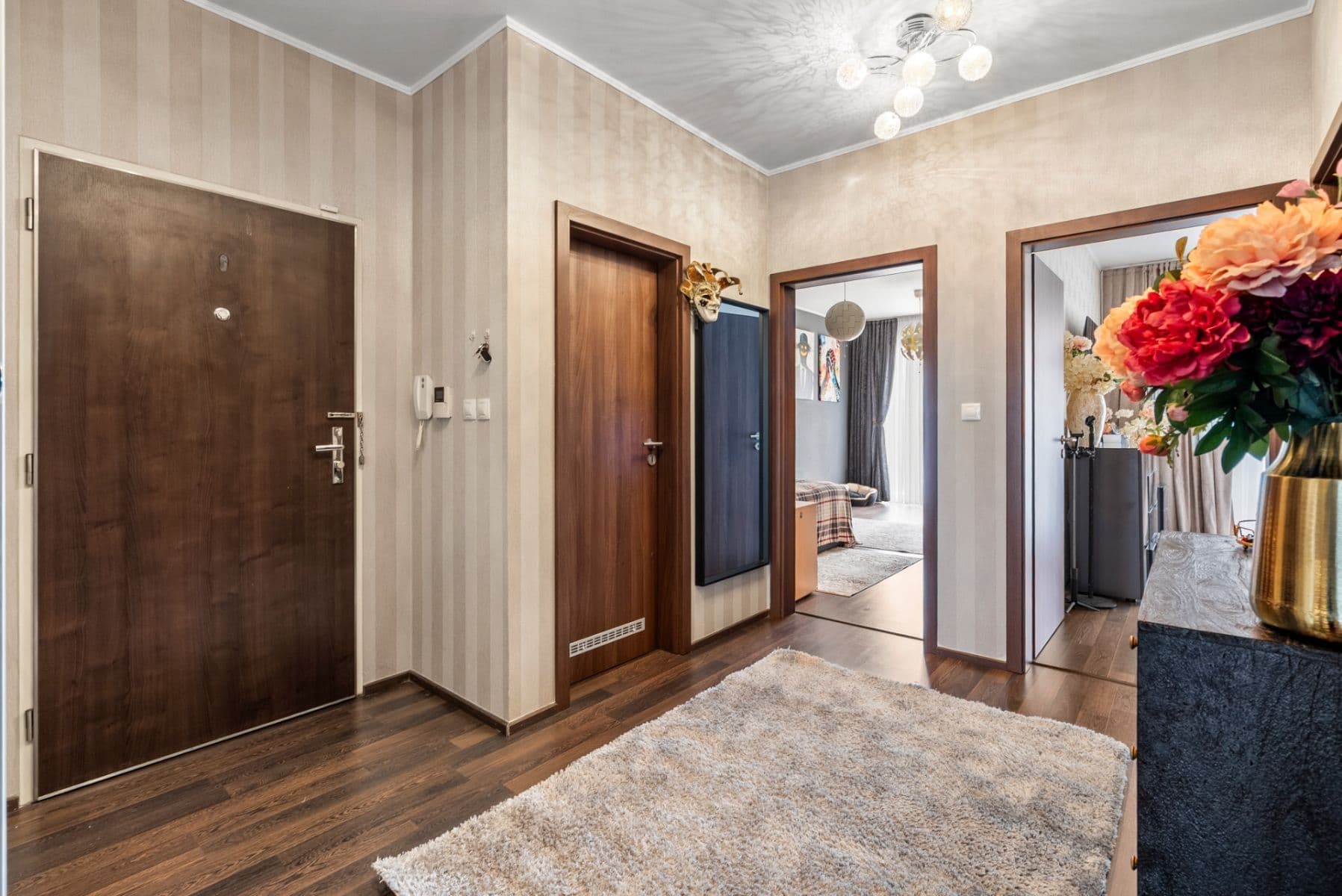 2 bedroom with open-plan kitchen flat for sale, 87 m², Hlučkova, Prague, Prague 2 bedroom with open-plan kitchen flat for sale, 87 m², Hlučkova, Prague, Prague