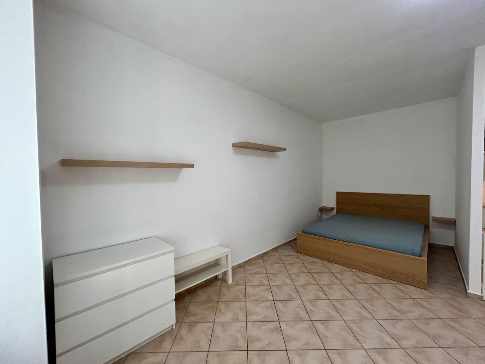 Studio flat to rent, 38 m², U Uranie, Prague, Prague Studio flat to rent, 38 m², U Uranie, Prague, Prague