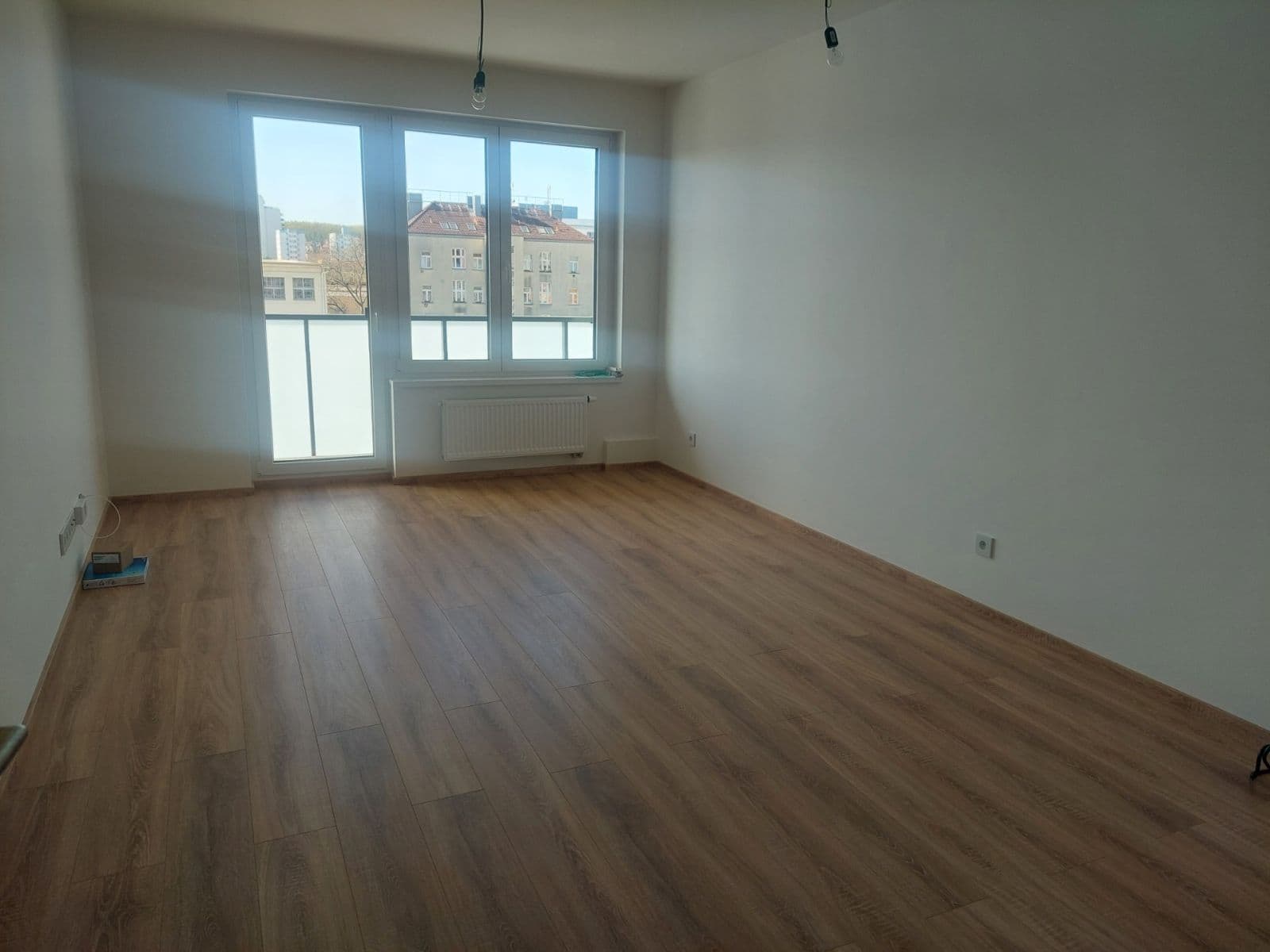 2 bedroom with open-plan kitchen flat to rent, 66 m², U Továren, Prague, Prague 2 bedroom with open-plan kitchen flat to rent, 66 m², U Továren, Prague, Prague