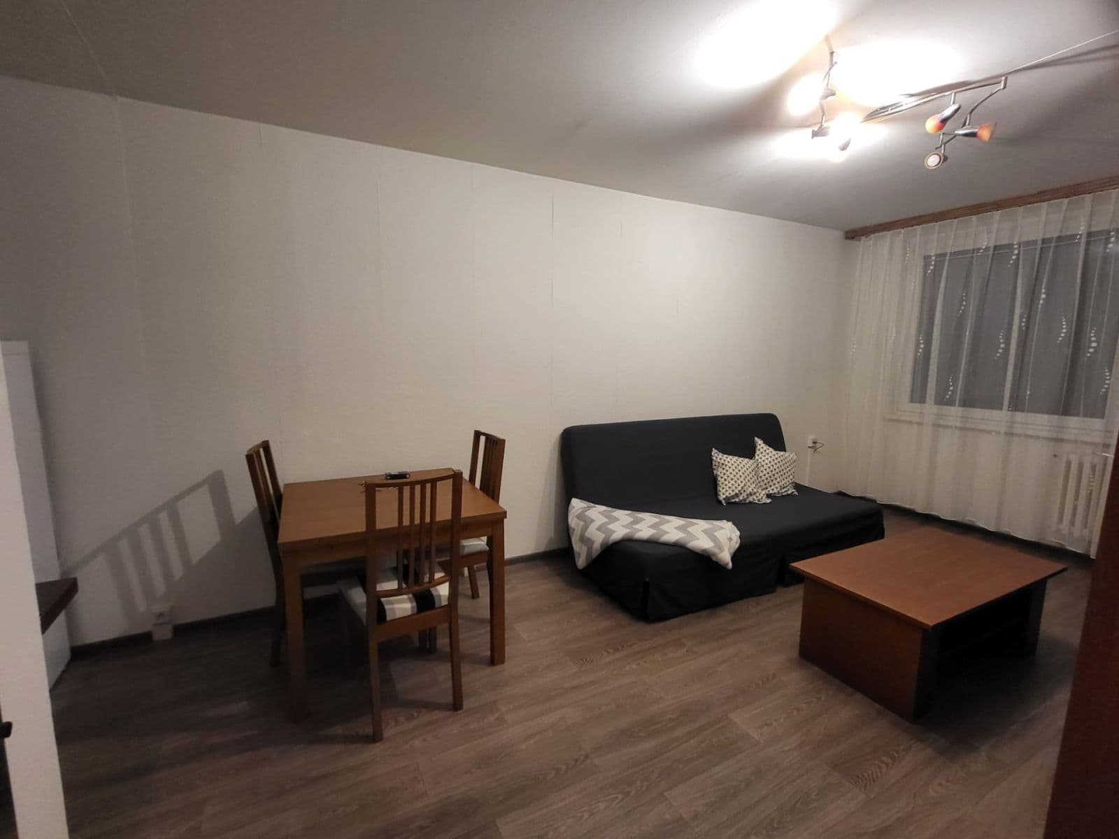 1 bedroom with open-plan kitchen flat to rent, 43 m², Hrdličkova, Prague, Prague 1 bedroom with open-plan kitchen flat to rent, 43 m², Hrdličkova, Prague, Prague