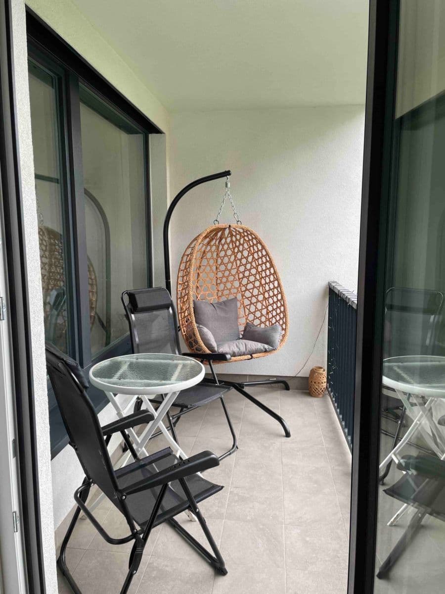 1 bedroom with open-plan kitchen flat to rent, 54 m², Stočesova, Prague, Prague 1 bedroom with open-plan kitchen flat to rent, 54 m², Stočesova, Prague, Prague