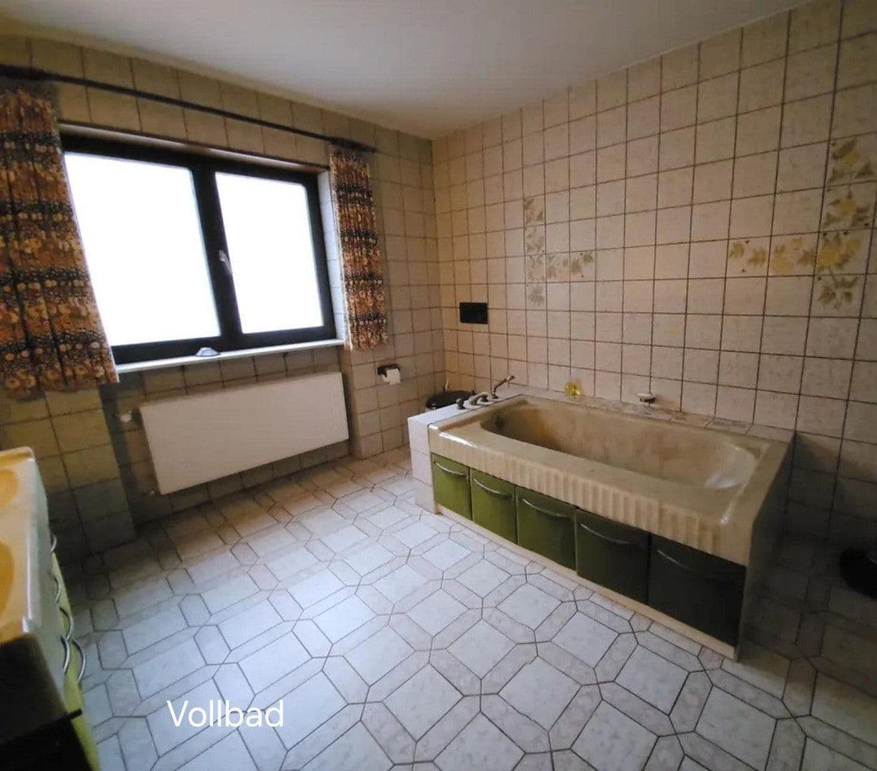 house for sale, 270 m², Schönbrunn, Baden-Württemberg house for sale, 270 m², Schönbrunn, Baden-Württemberg