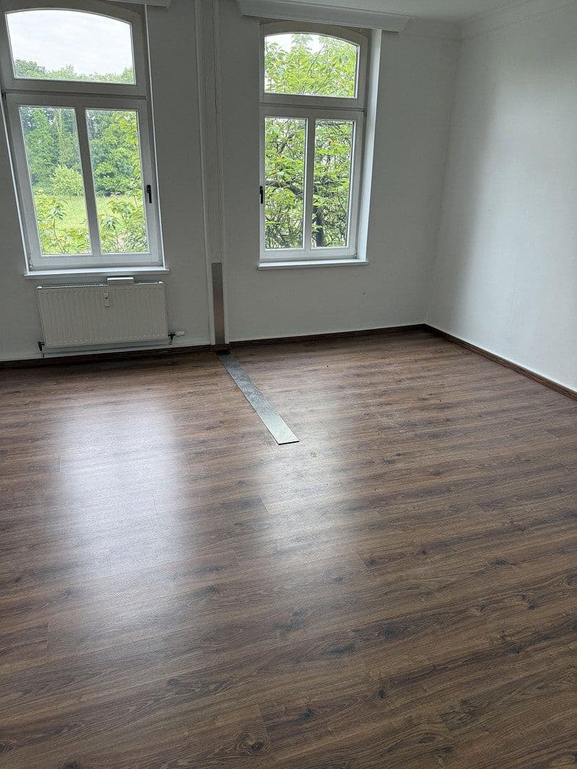 office to rent, 42 m², Oberbenrader Str. 51, Nordrhein-Westfalen - Krefeld, North Rhine-Westphalia office to rent, 42 m², Oberbenrader Str. 51, Nordrhein-Westfalen - Krefeld, North Rhine-Westphalia