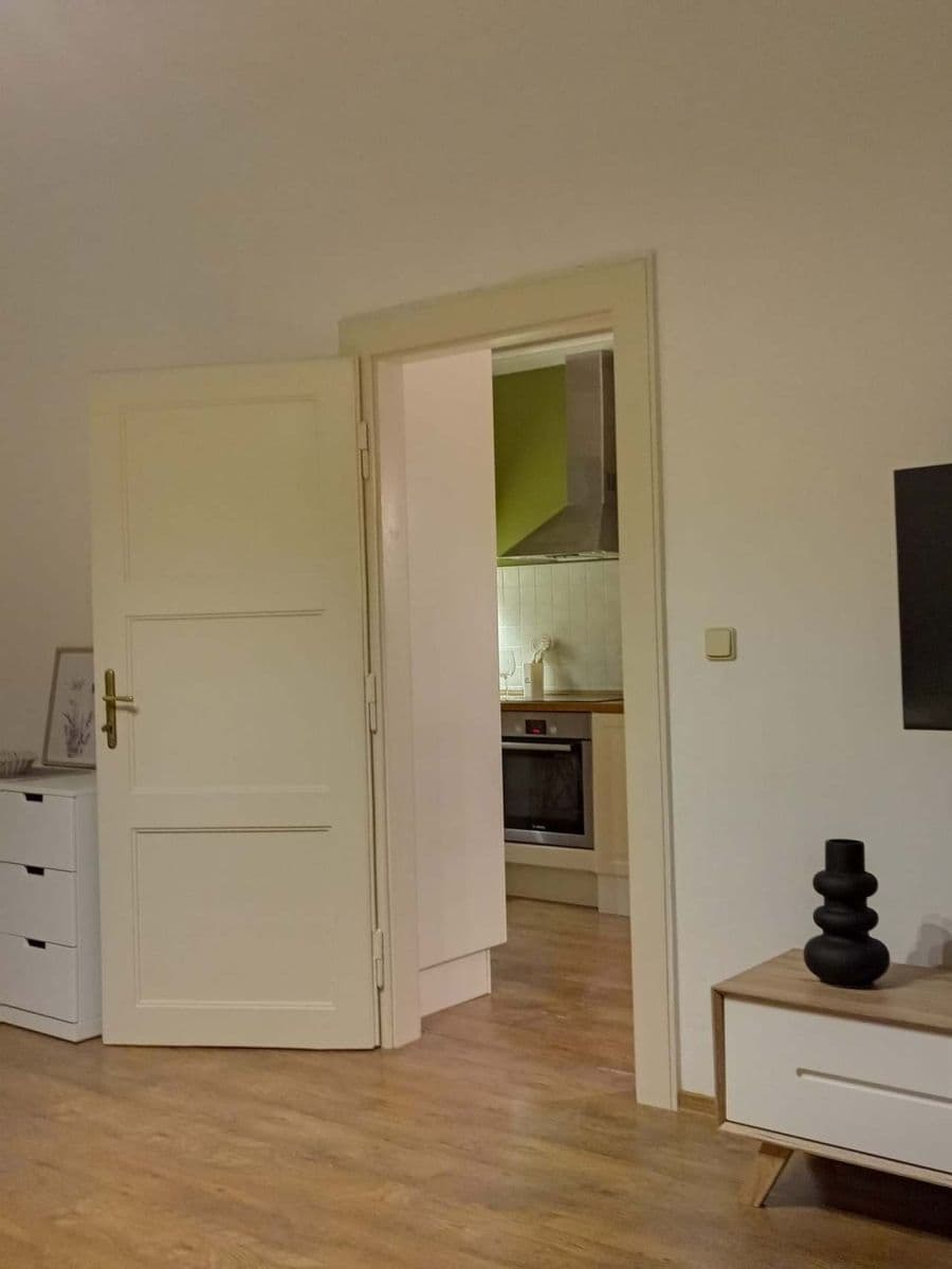 flat to rent, 45 m², Horova, Hradec Králové, Královéhradecký Region flat to rent, 45 m², Horova, Hradec Králové, Královéhradecký Region