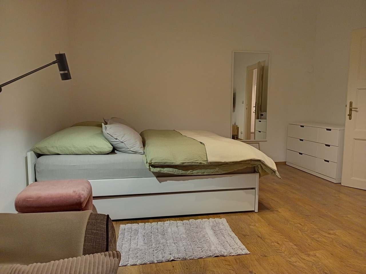flat to rent, 45 m², Horova, Hradec Králové, Královéhradecký Region flat to rent, 45 m², Horova, Hradec Králové, Královéhradecký Region