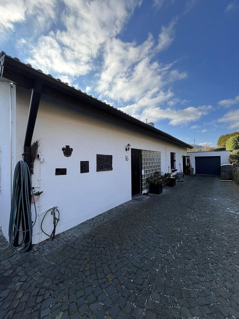 house for sale, 160 m², Heiligkreuzsteinach, Baden-Württemberg house for sale, 160 m², Heiligkreuzsteinach, Baden-Württemberg