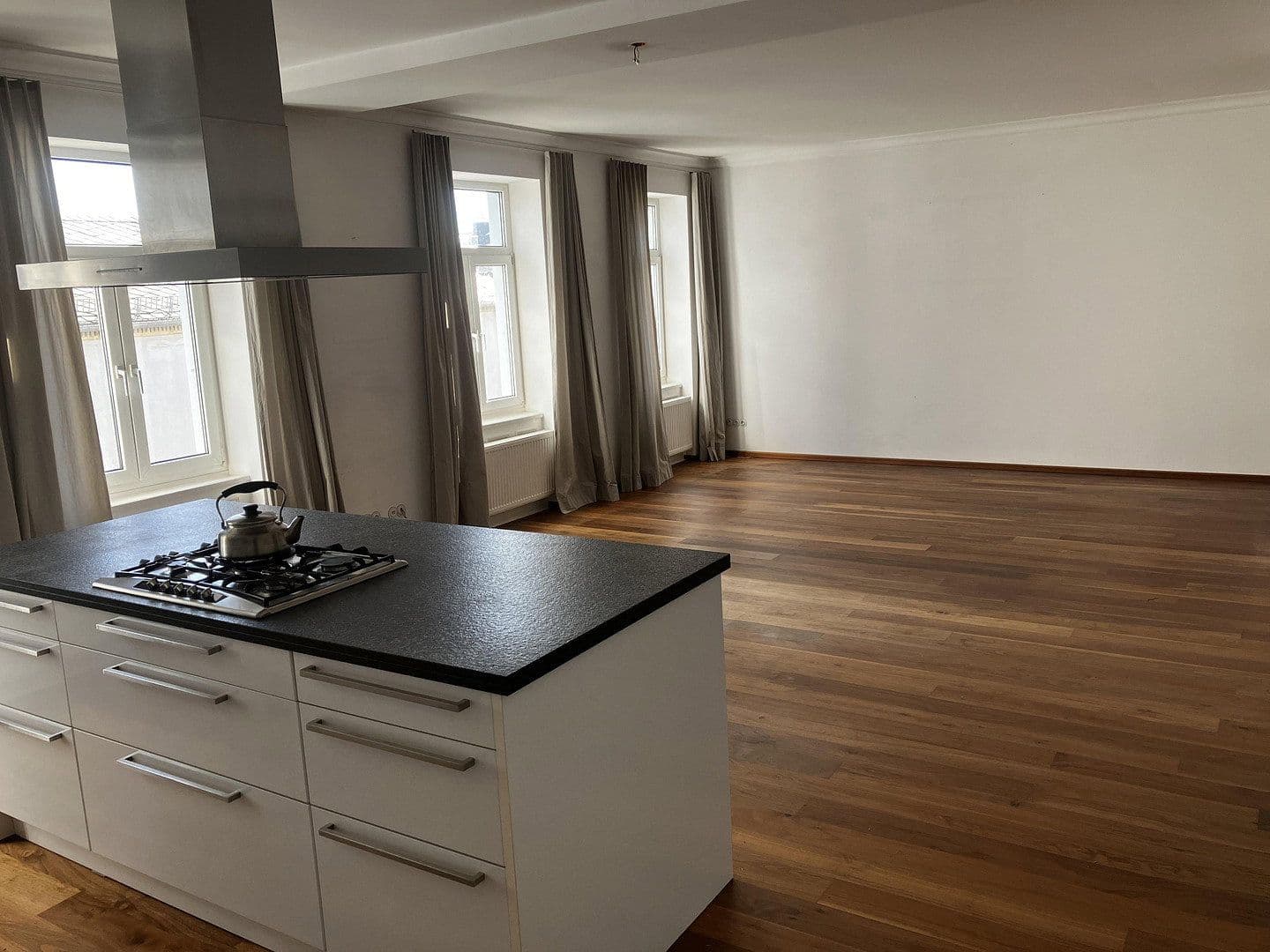 1 bedroom with open-plan kitchen flat to rent, 90 m², Bad Homburg vor der Höhe, Hesse 1 bedroom with open-plan kitchen flat to rent, 90 m², Bad Homburg vor der Höhe, Hesse