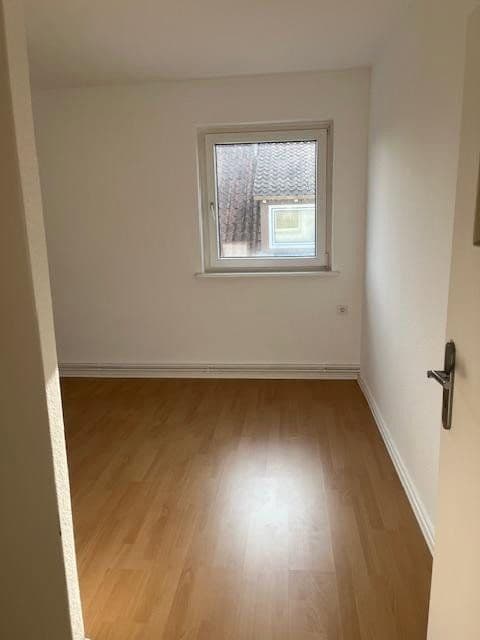 3 bedroom flat to rent, 81 m², Nibourstaße 9, Hamelin, Lower Saxony 3 bedroom flat to rent, 81 m², Nibourstaße 9, Hamelin, Lower Saxony