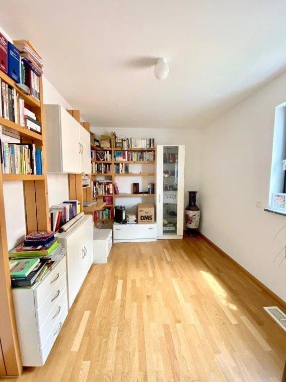 house to rent, 254 m², Ottilie-Wildermuth-Weg 4, Frankfurt, Hesse house to rent, 254 m², Ottilie-Wildermuth-Weg 4, Frankfurt, Hesse