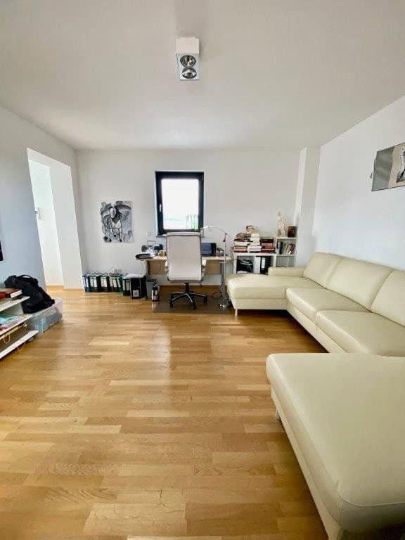 house to rent, 254 m², Ottilie-Wildermuth-Weg 4, Frankfurt, Hesse house to rent, 254 m², Ottilie-Wildermuth-Weg 4, Frankfurt, Hesse