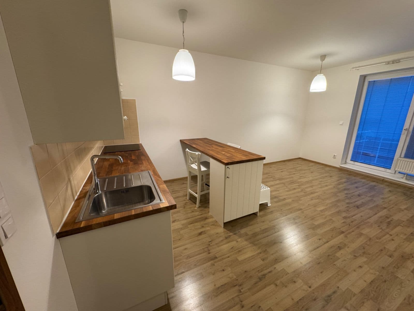 Studio flat to rent, 33 m², Blšanecká, Prague, Prague Studio flat to rent, 33 m², Blšanecká, Prague, Prague