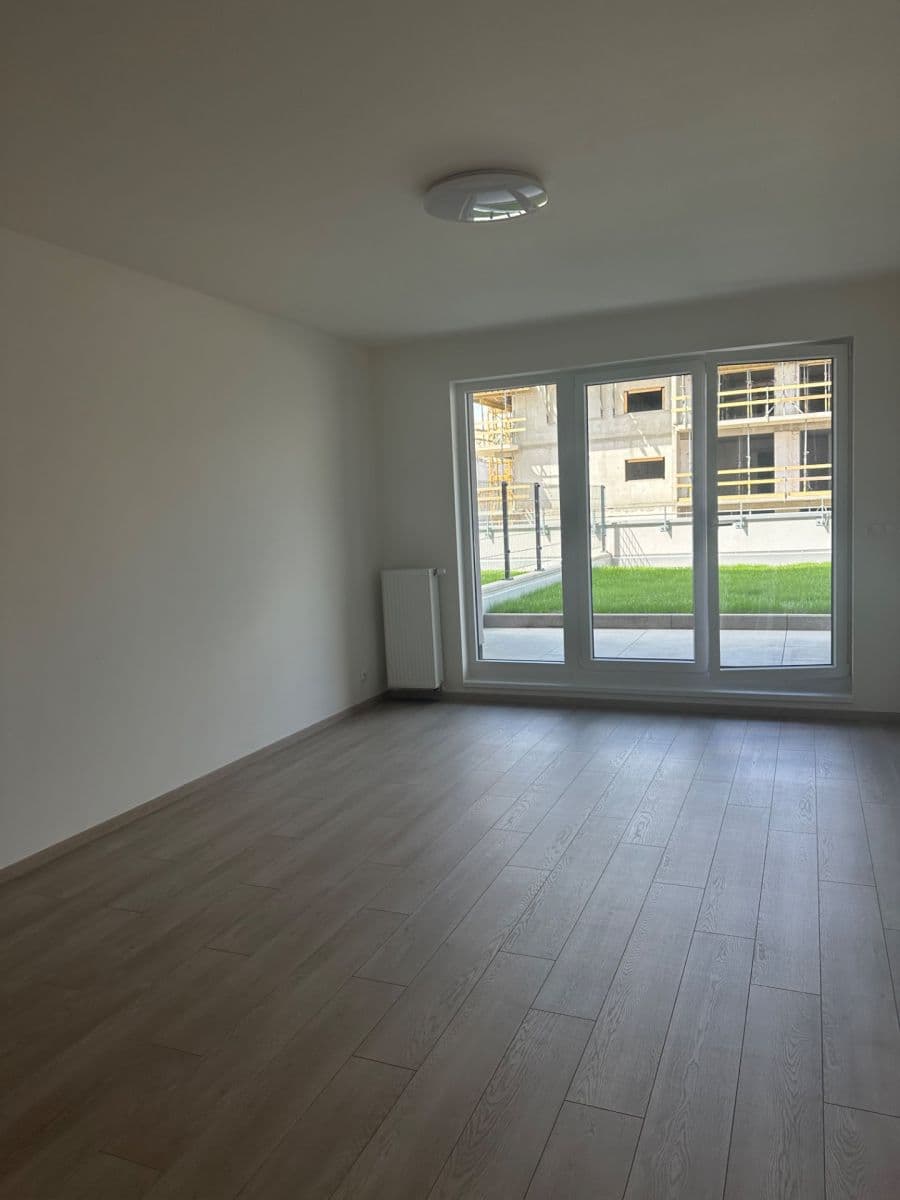 Studio flat to rent, 36 m², Bukačova, Prague, Prague Studio flat to rent, 36 m², Bukačova, Prague, Prague
