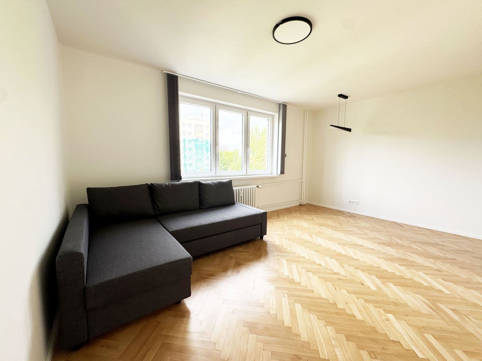 2 bedroom with open-plan kitchen flat to rent, 55 m², Nad olšinami, Prague, Prague 2 bedroom with open-plan kitchen flat to rent, 55 m², Nad olšinami, Prague, Prague