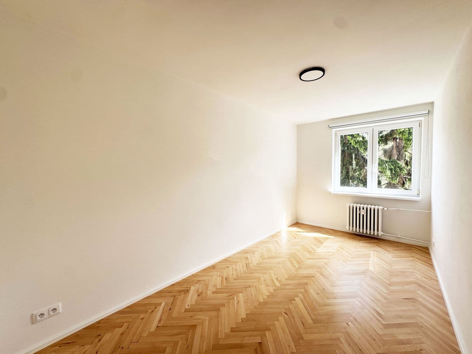 2 bedroom with open-plan kitchen flat to rent, 55 m², Nad olšinami, Prague, Prague 2 bedroom with open-plan kitchen flat to rent, 55 m², Nad olšinami, Prague, Prague