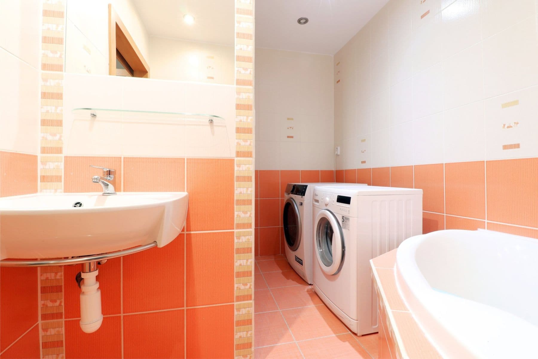 2 bedroom with open-plan kitchen flat to rent, 56 m², Bukovecká, Prague, Prague 2 bedroom with open-plan kitchen flat to rent, 56 m², Bukovecká, Prague, Prague