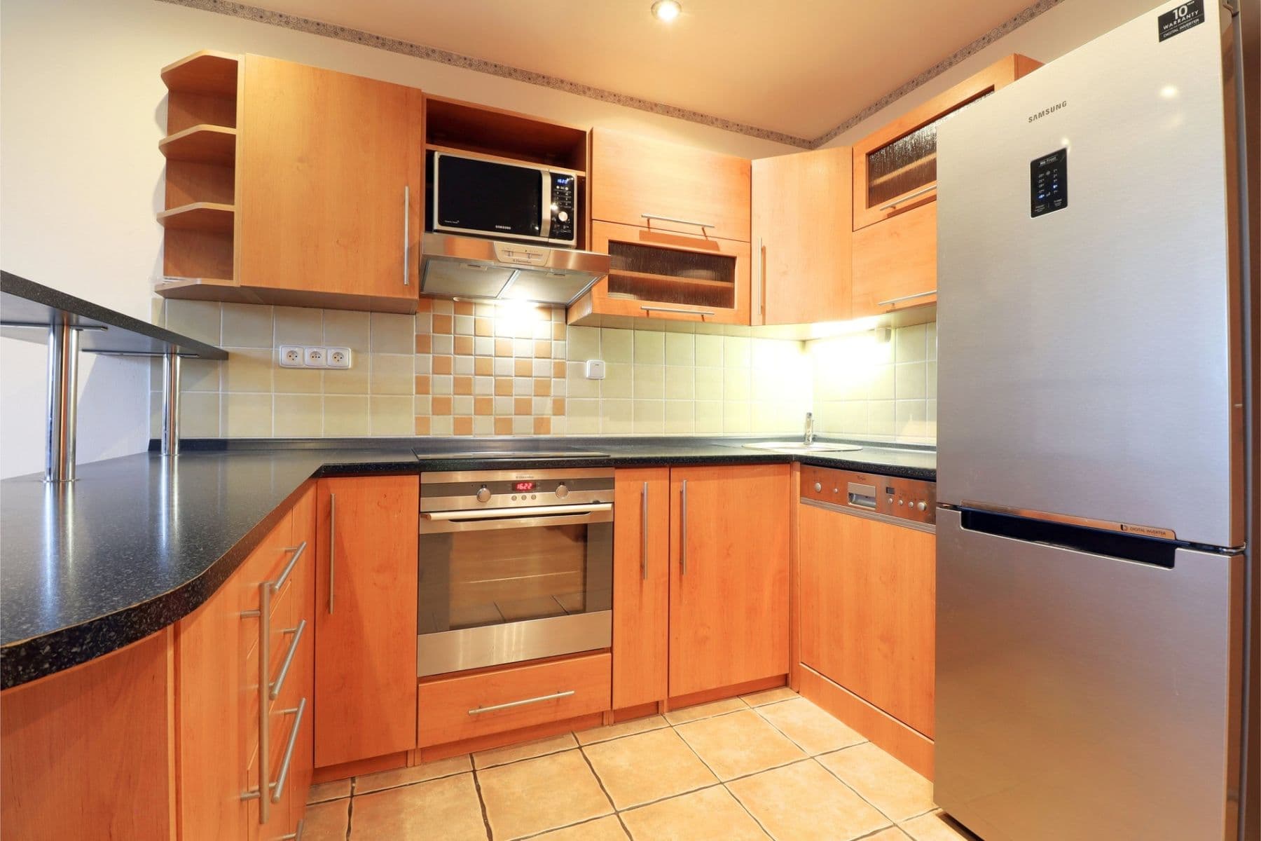 2 bedroom with open-plan kitchen flat to rent, 56 m², Bukovecká, Prague, Prague 2 bedroom with open-plan kitchen flat to rent, 56 m², Bukovecká, Prague, Prague