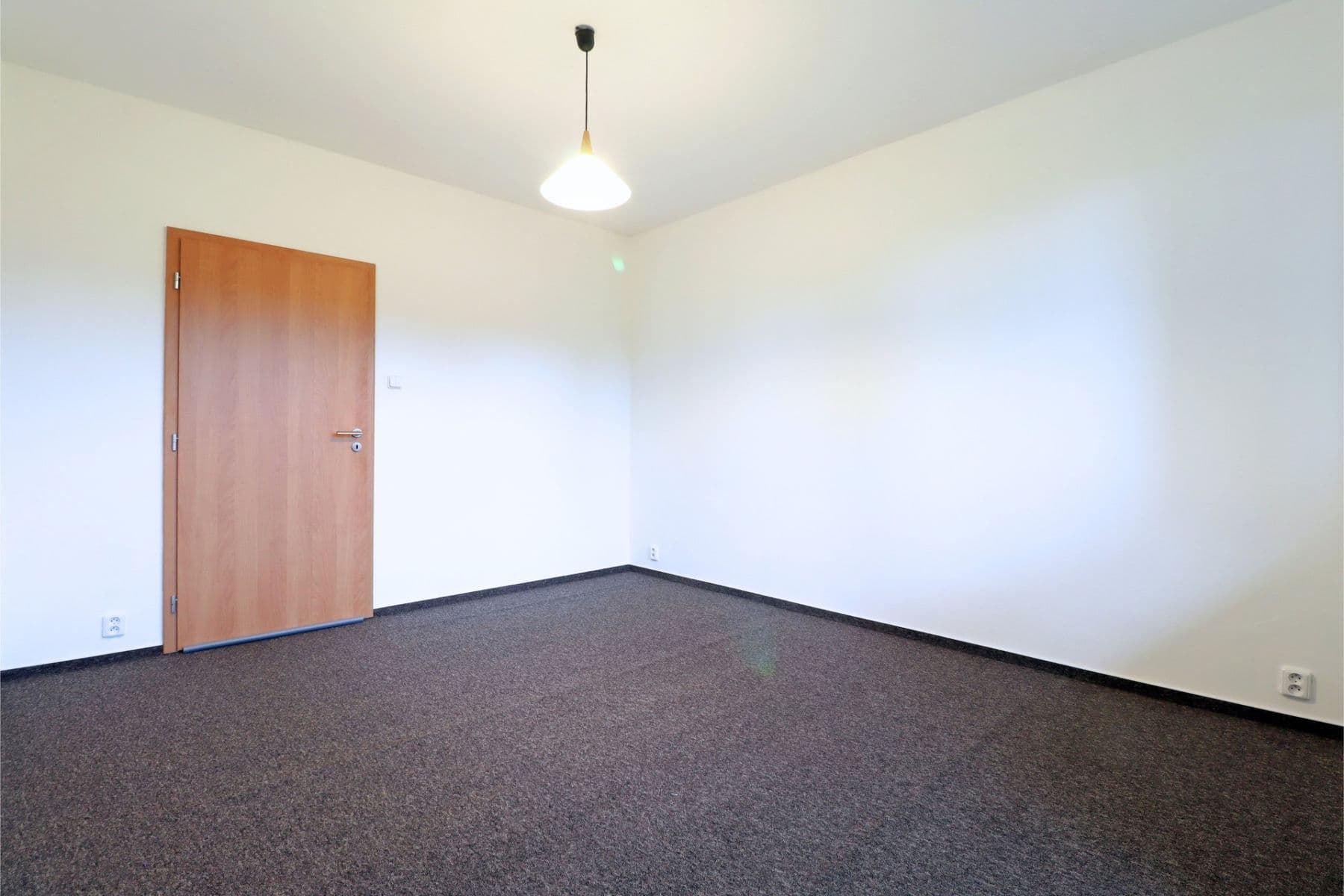 2 bedroom with open-plan kitchen flat to rent, 56 m², Bukovecká, Prague, Prague 2 bedroom with open-plan kitchen flat to rent, 56 m², Bukovecká, Prague, Prague