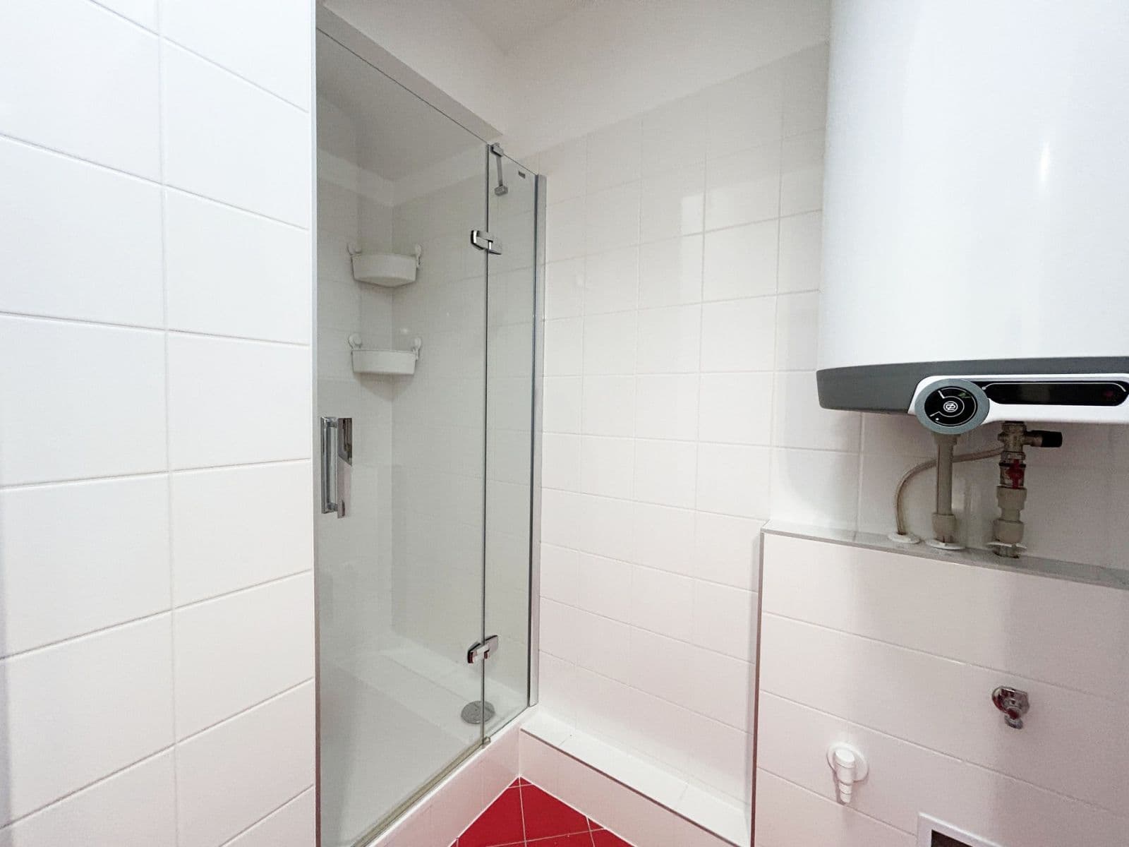 2 bedroom with open-plan kitchen flat to rent, 60 m², Příhodova, Chýně, Středočeský Region 2 bedroom with open-plan kitchen flat to rent, 60 m², Příhodova, Chýně, Středočeský Region
