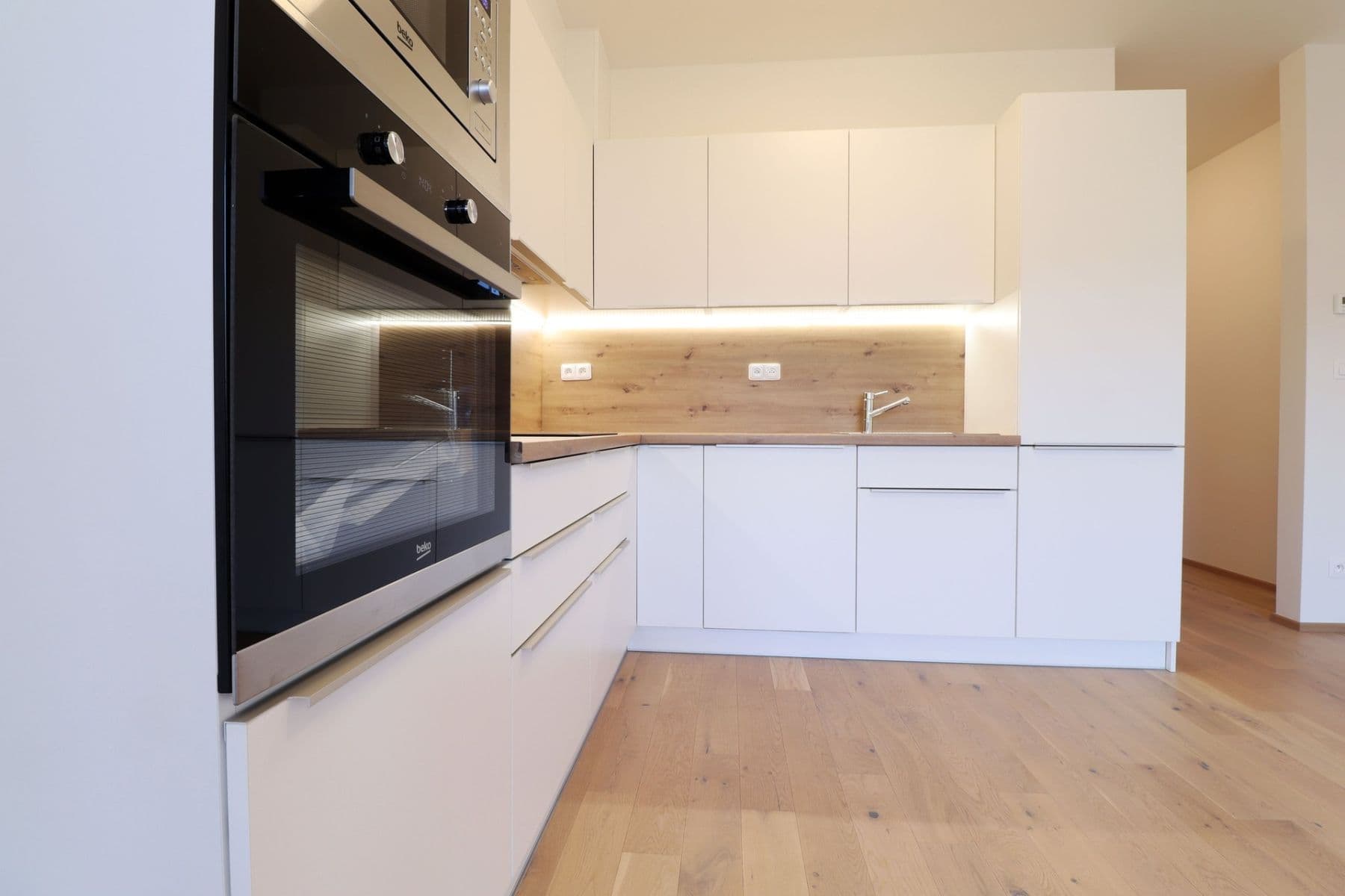 1 bedroom with open-plan kitchen flat to rent, 50 m², Na Valentince, Prague, Prague 1 bedroom with open-plan kitchen flat to rent, 50 m², Na Valentince, Prague, Prague