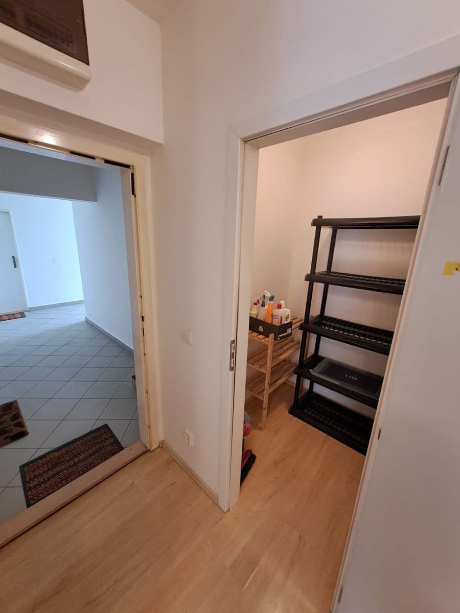 1 bedroom with open-plan kitchen flat to rent, 54 m², Kytlická, Prague, Prague 1 bedroom with open-plan kitchen flat to rent, 54 m², Kytlická, Prague, Prague
