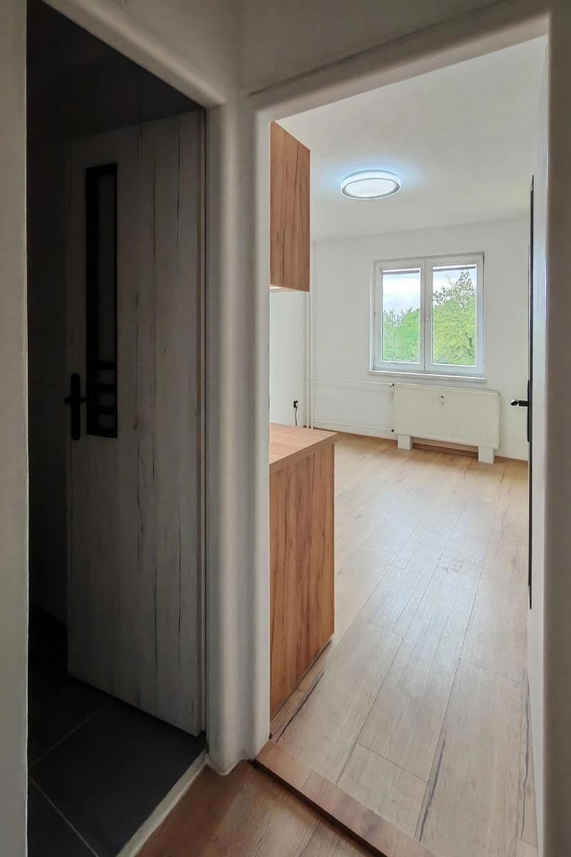 Studio flat for sale, 20 m², Prameny, Karviná, Moravskoslezský Region Studio flat for sale, 20 m², Prameny, Karviná, Moravskoslezský Region