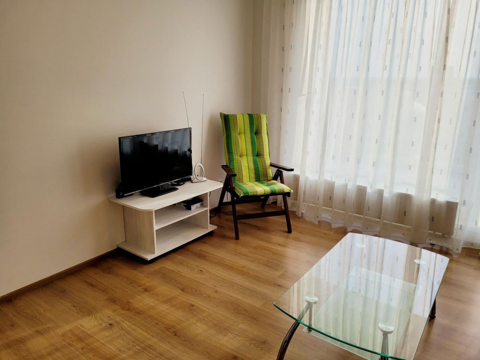 1 bedroom with open-plan kitchen flat to rent, 60 m², Nad Úžlabinou, Prague, Prague 1 bedroom with open-plan kitchen flat to rent, 60 m², Nad Úžlabinou, Prague, Prague