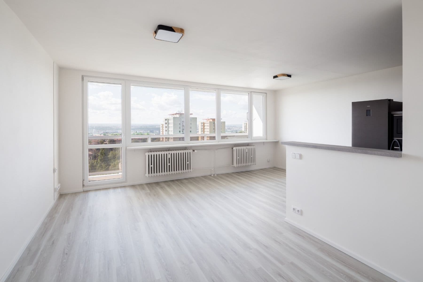 2 bedroom with open-plan kitchen flat to rent, 67 m², Mirovická, Prague, Prague 2 bedroom with open-plan kitchen flat to rent, 67 m², Mirovická, Prague, Prague