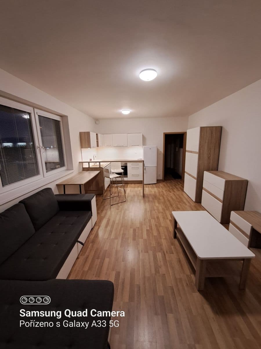 Studio flat to rent, 37 m², Aloise Rašína, Olomouc, Olomoucký Region Studio flat to rent, 37 m², Aloise Rašína, Olomouc, Olomoucký Region