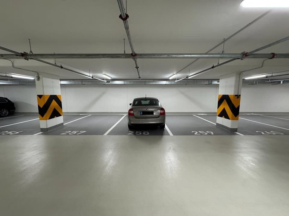 garage to rent, 15 m², U Průhonu, Prague, Prague garage to rent, 15 m², U Průhonu, Prague, Prague