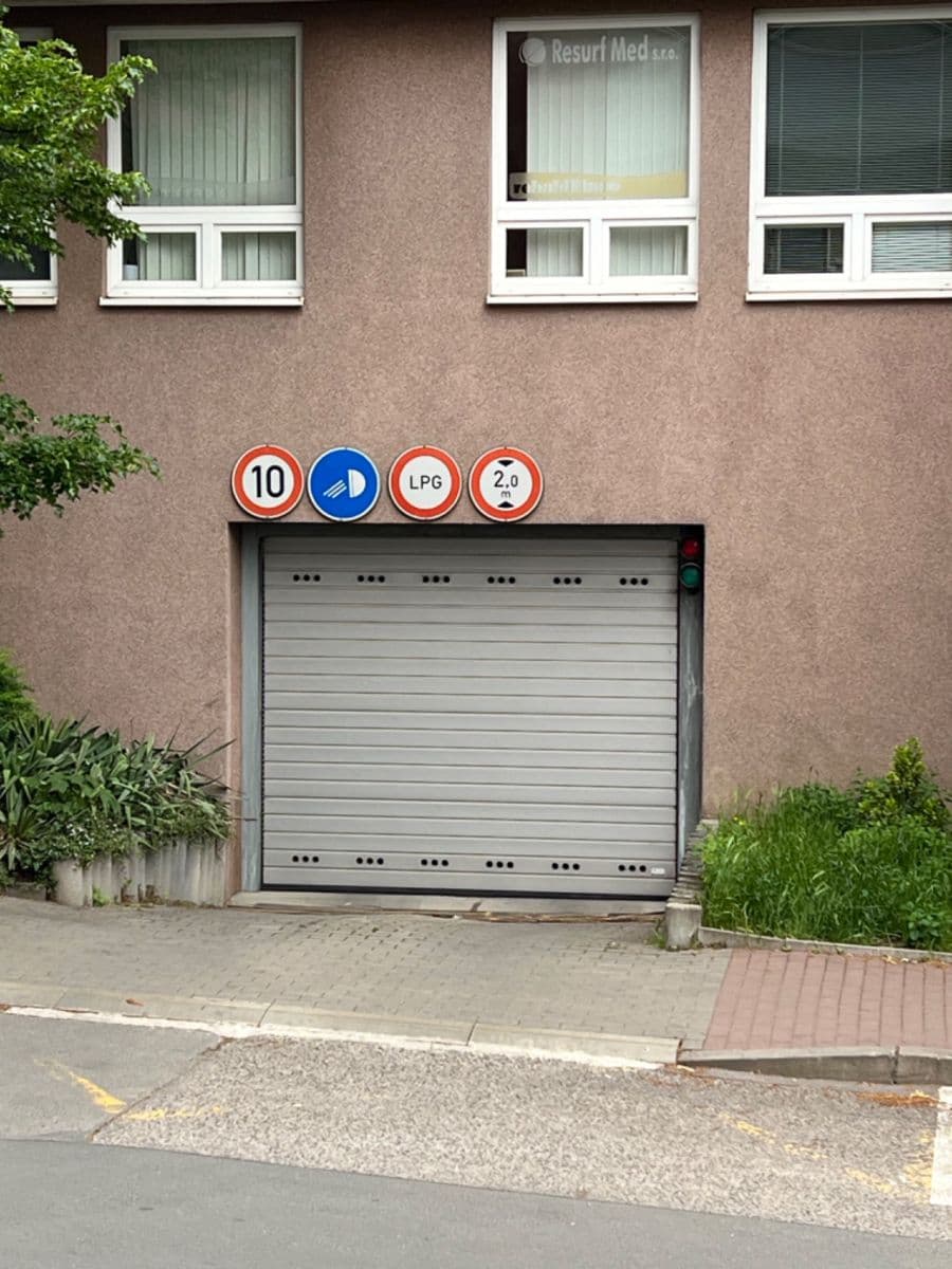 garage to rent, 13 m², Paříkova, Prague, Prague garage to rent, 13 m², Paříkova, Prague, Prague