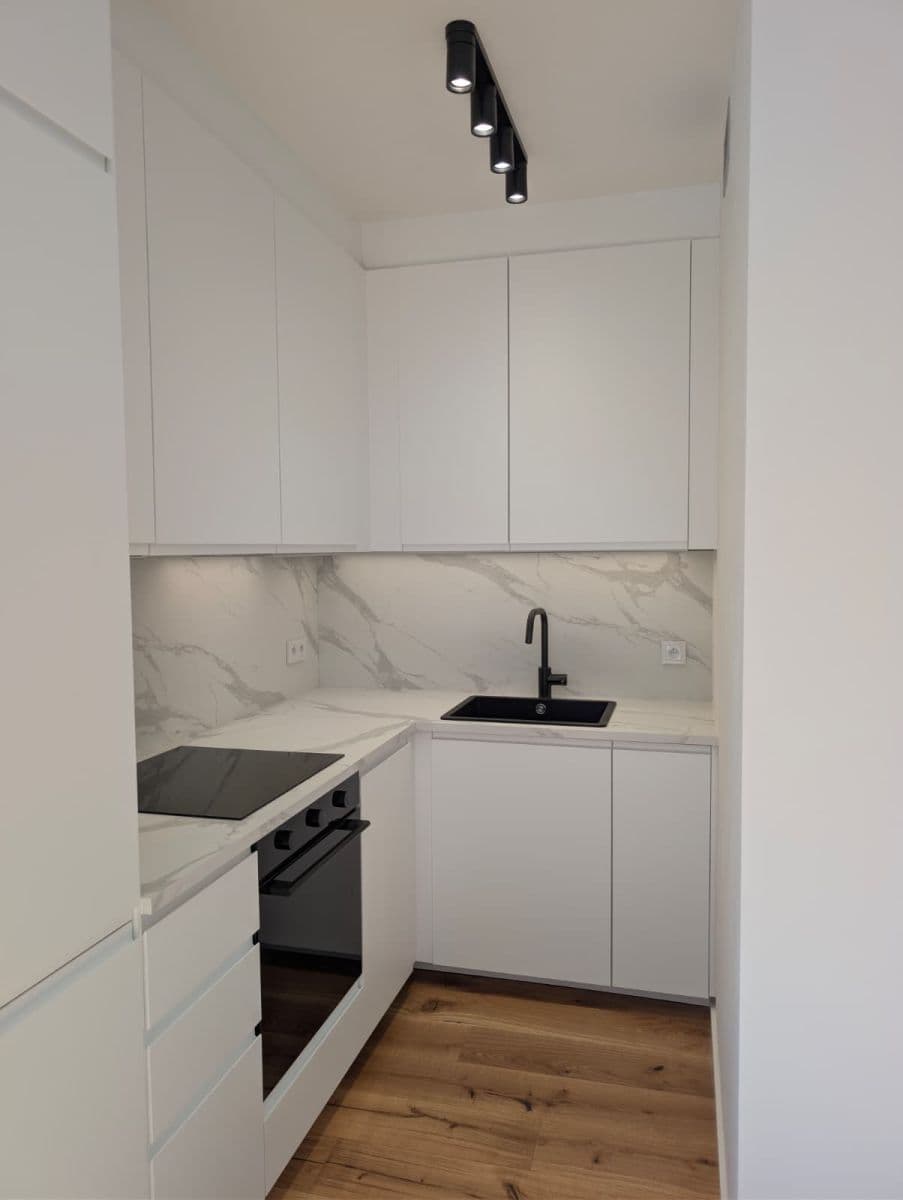Studio flat to rent, 29 m², U Komína, Prague, Prague Studio flat to rent, 29 m², U Komína, Prague, Prague