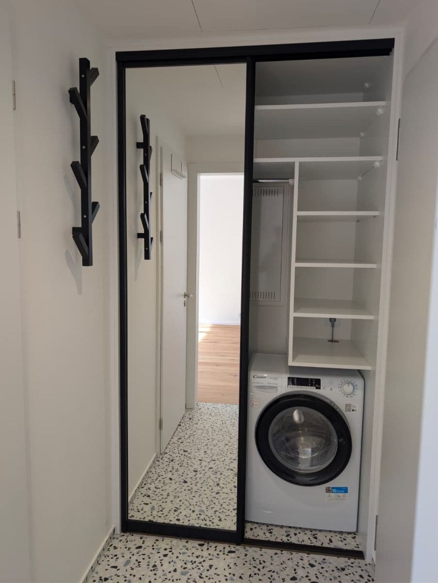 Studio flat to rent, 29 m², U Komína, Prague, Prague Studio flat to rent, 29 m², U Komína, Prague, Prague